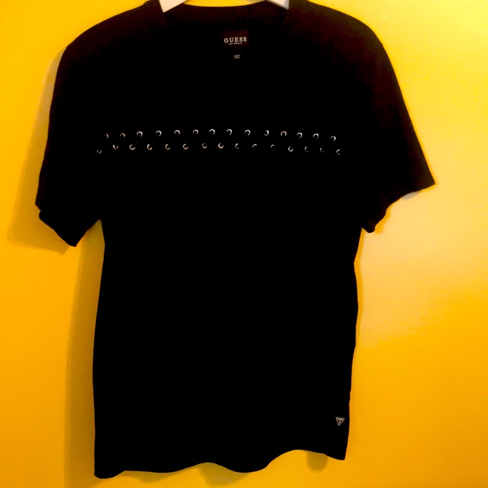 Guess black short sleeve t shirt size medium